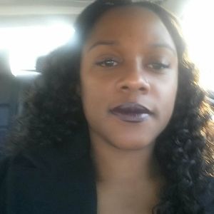 Meet your Posher, Clarissa